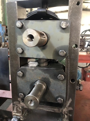 Automatische snelmachine voor het rechtlijnen en snijden van 5-12 mm staal